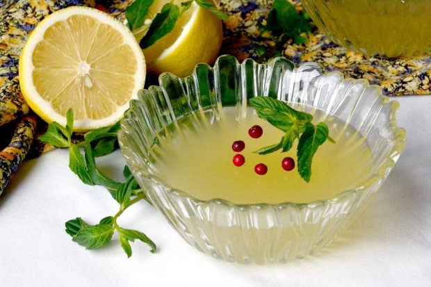 Вкусный рецепт лимонного желе на скорую руку