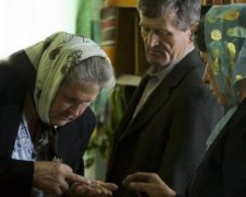 Тільки шибениці: українцям підвищили тарифи в 20 разів