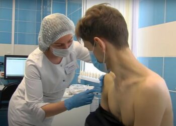 вакцинация, скриншот из видео