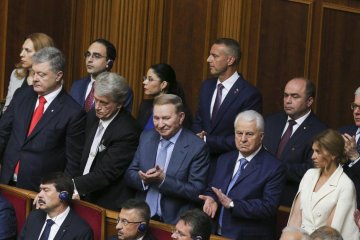 Кравчук похвалив Зеленського після інавгурації: епоха бідності та корупції відходить у минуле