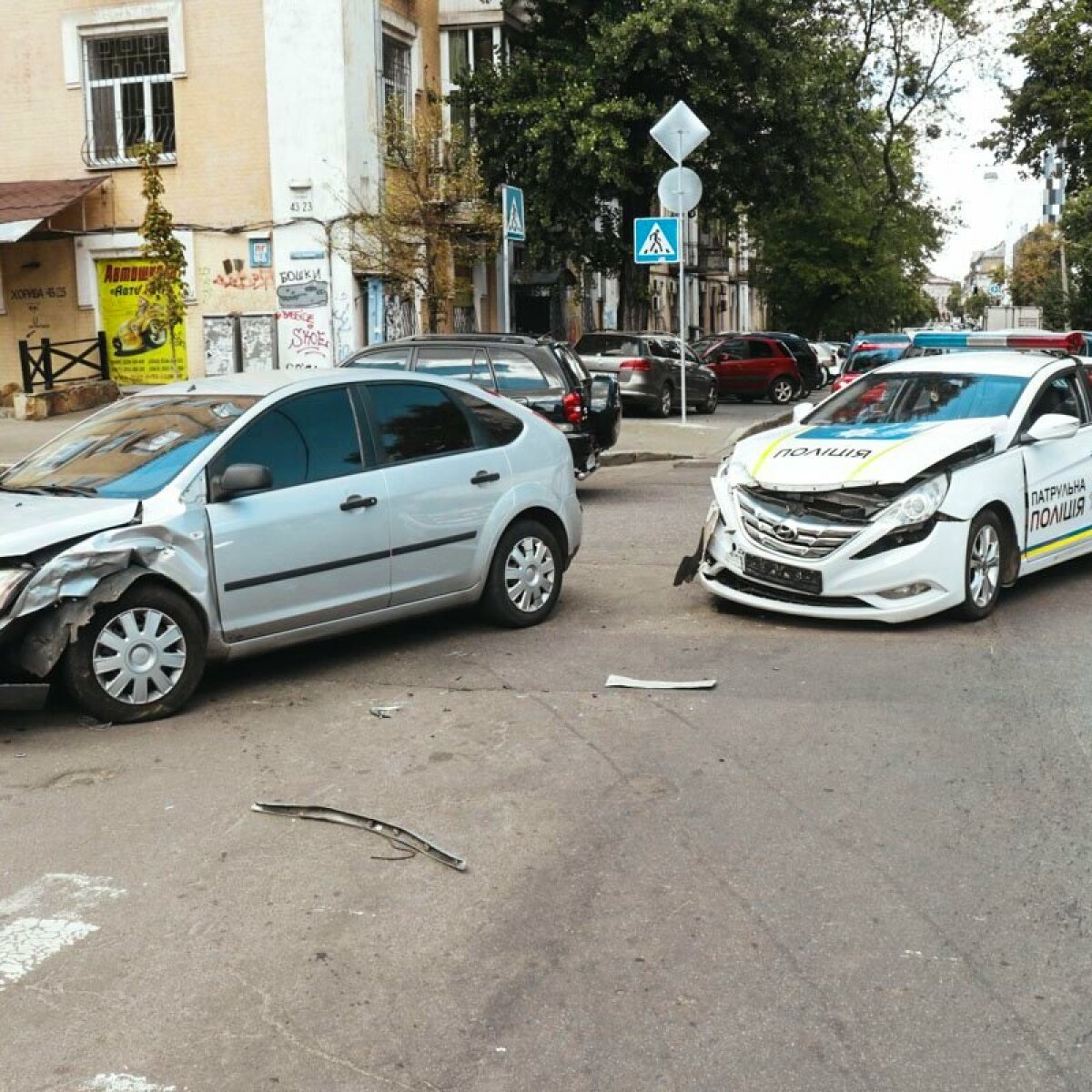 Копы заплатят сотни тысяч за разбитые авто: Prius станут золотыми - ЗНАЙ ЮА