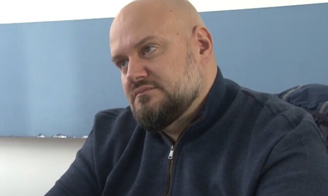 "Воробей без яиц": нардеп обиделся на активистку за высказывание и подал за суд