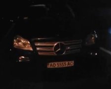 "Тітушки" напали на львівських активістів (фото)