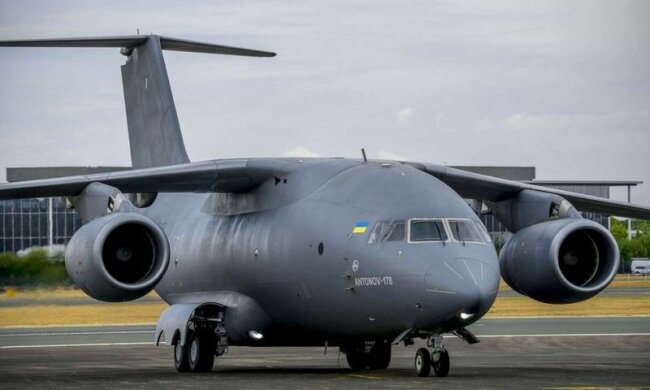 Новейшие украинские самолеты нашли своего первого покупателя: заграницей в восторге от наших "птичек"