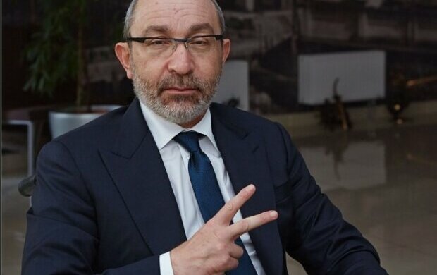 Кернес показав юну помічницю, харків'яни остовпіли: "Як Мендель Зеленського"