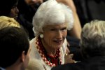 Тяжелый удар: как переживает смерть Маккейна его 106-летняя мать