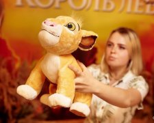 "Король лев": Тоня Матвієнко, Гарік Корогодський, Настя Даугуле та інші зірки на гала-прем'єрі в Києві, фото