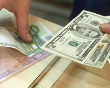 Курс валют на 2 августа: НБУ теперь рассчитывает гривну по-новому