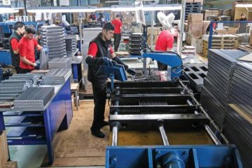 Завод українського олігарха збанкрутував
