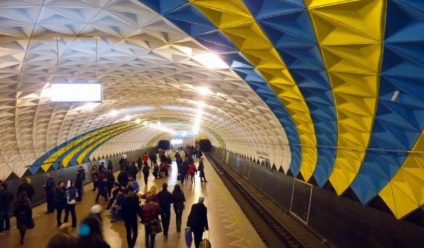 Харків'яни боротимуться з самогубцями в метро