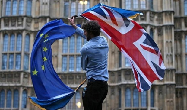 Британия заставит ЕС вернуть миллиардные долги после Brexit