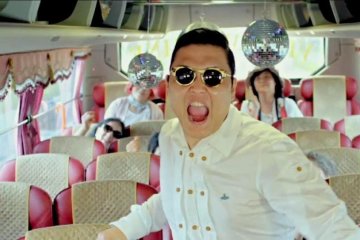 Автор Gangnam Style випустив одразу два нові кліпи