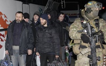 Українцям роздадуть по 100 тисяч, але не всім