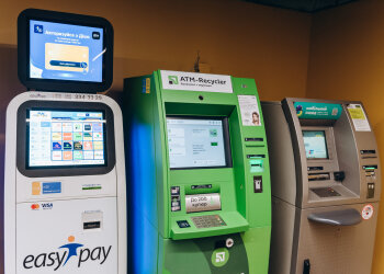 НБУ оштрафовал EasyPay, City24 и iPay на 374 млн грн: под риском терминалы для пополнения карт