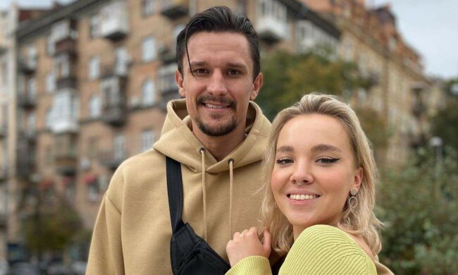 Тарас Цимбалюк с женой, фото с Instagram