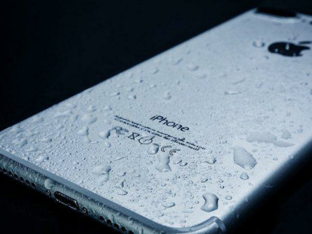 iPhone выключается на морозе: как легко оживить смартфон - ЗНАЙ ЮА