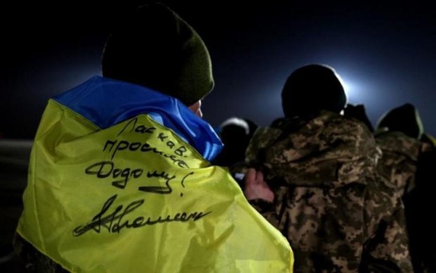 Вдруге народжений: з рук терористів вирвали українського воїна