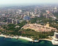 Обурені родичі АТОшників заблокували рух в Одесі