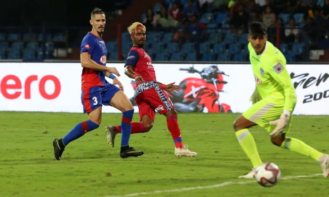 Футболист-плут уменьшил возраст на 12 лет ради признания