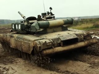 Танки, фото: скриншот из видео
