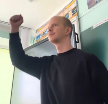 Физкультминутка от учителя: фото скрин ТикТок