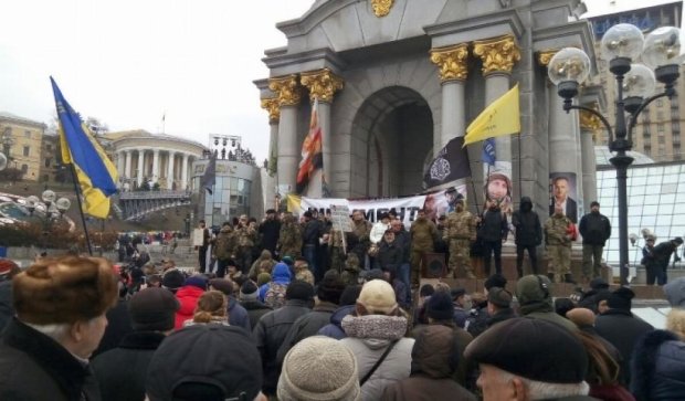 На Майдане собралось вече "Революционных правых сил"