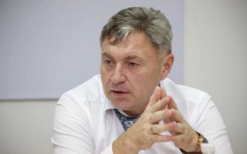 Губернатор Луганщины Юрий Гарбуз поставил на конвейер контрабанду древесины?