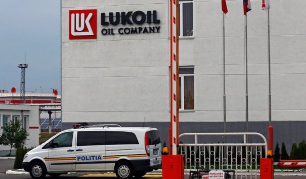 Китайці хочуть придбати завод Лукойл в Румунії