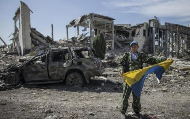 Путінські бойовики обстріляли українських героїв пекельним вогнем, є поранені