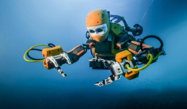 Робот-аватар будет искать сокровища на дне морей 