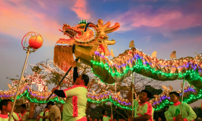 Китайський Новий рік, зображення з вільних джерел