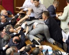 Українці хочуть перейменувати Верховну Раду в ДУПУ
