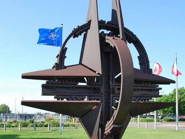 НАТО требует вывести российские войска из Приднестровья