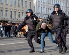 В'язень Кремля розповів, як з нього вибивали зізнання