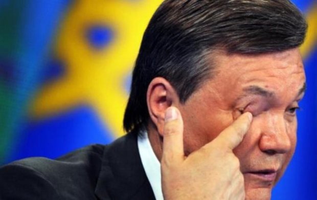 Бойовики пограбували банк Януковича в Донецьку