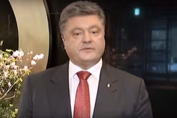 Порошенко зробив подарунок виноробам