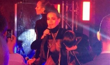 Даша Астафьева станцевала топлесс перед депутатами 
