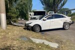 Під Дніпром легковик вилетів на зустрічну і забрав за собою 4 авто — постраждалих пачками відвозили у лікарню