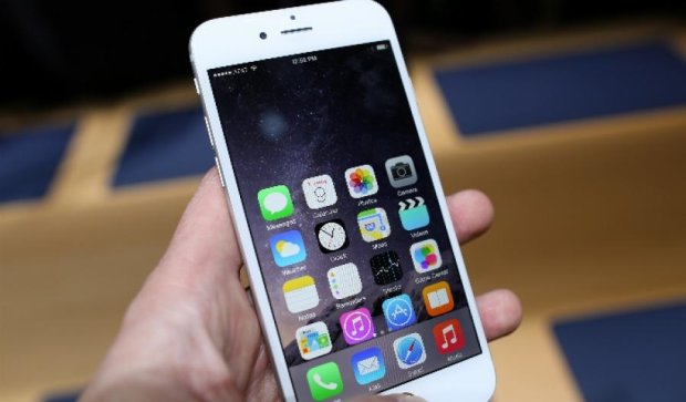 Столичный чиновник требовал от предпринимателя взятку - iPhone 6