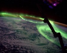 Користувачів мережі вразив знімок північного сяйва з космосу