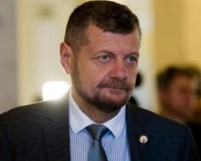 Мосійчук побив Лещенка дечим довгим через орієнтацію Ляшка: відео
