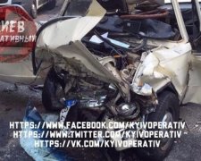 Потрійна аварія на Київщині: 6 постраждалих (ФОТО)