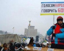 Вандали познущалися над могилою Нігояна