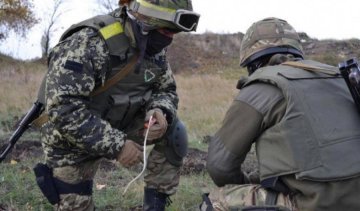 На Сумщині туристи знайшли артилерійський снаряд