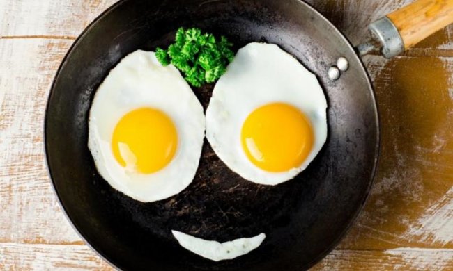 Ученые рассказали, сколько яиц нужно есть в день 