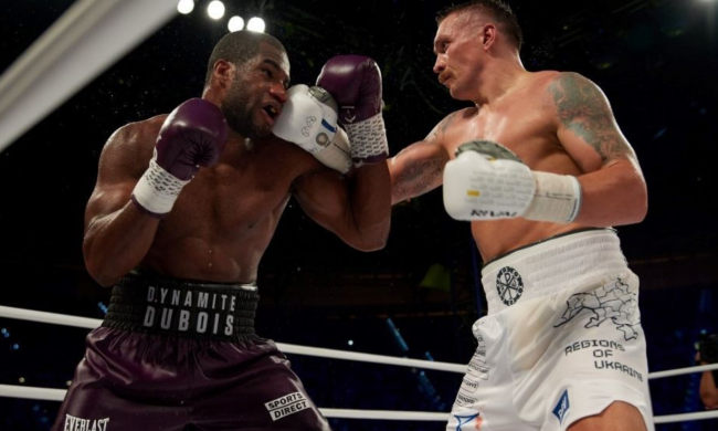 Александр Усик и Даниэль Дюбуа, фото: Фото Piotr Duszczyk / boxingphotos.pl