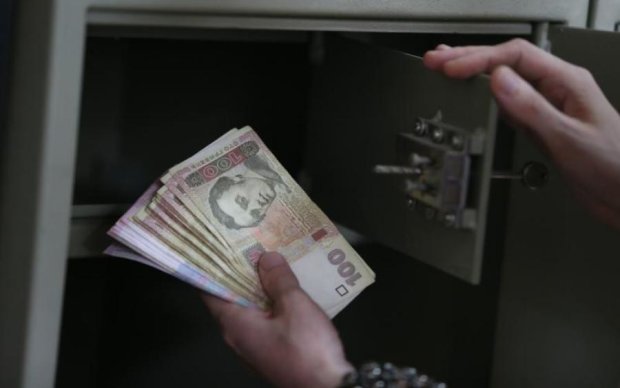 Интимный вопрос: на сколько выросли зарплаты украинцев