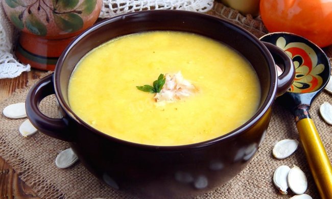 Гарбузовий суп-пюре з сиром: чудовий рецепт всього за 25 хвилин