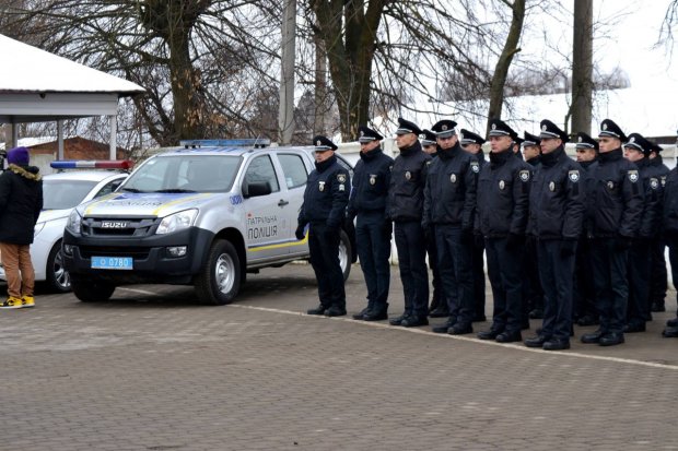Новый Год и Рождество в Украине: полиция переходит на усиленный режим, будут охранять все храмы