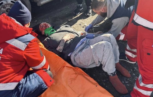 Едва выжила в страшном ДТП: полиция не видит тяжелых травм у жены военного, водителя хотят отмазать?